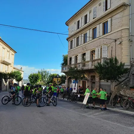 לינה וארוחת בוקר Ballerina Bianca