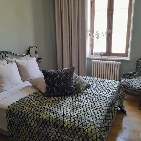 לינה וארוחת בוקר Ballerina Bianca Grottazzolina